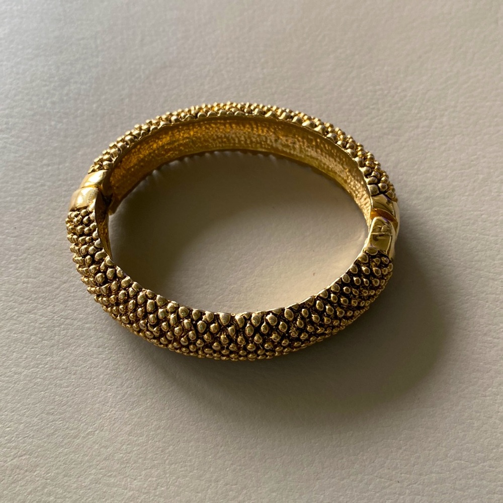 Magnetic Hinged Bracelet Small - image 3